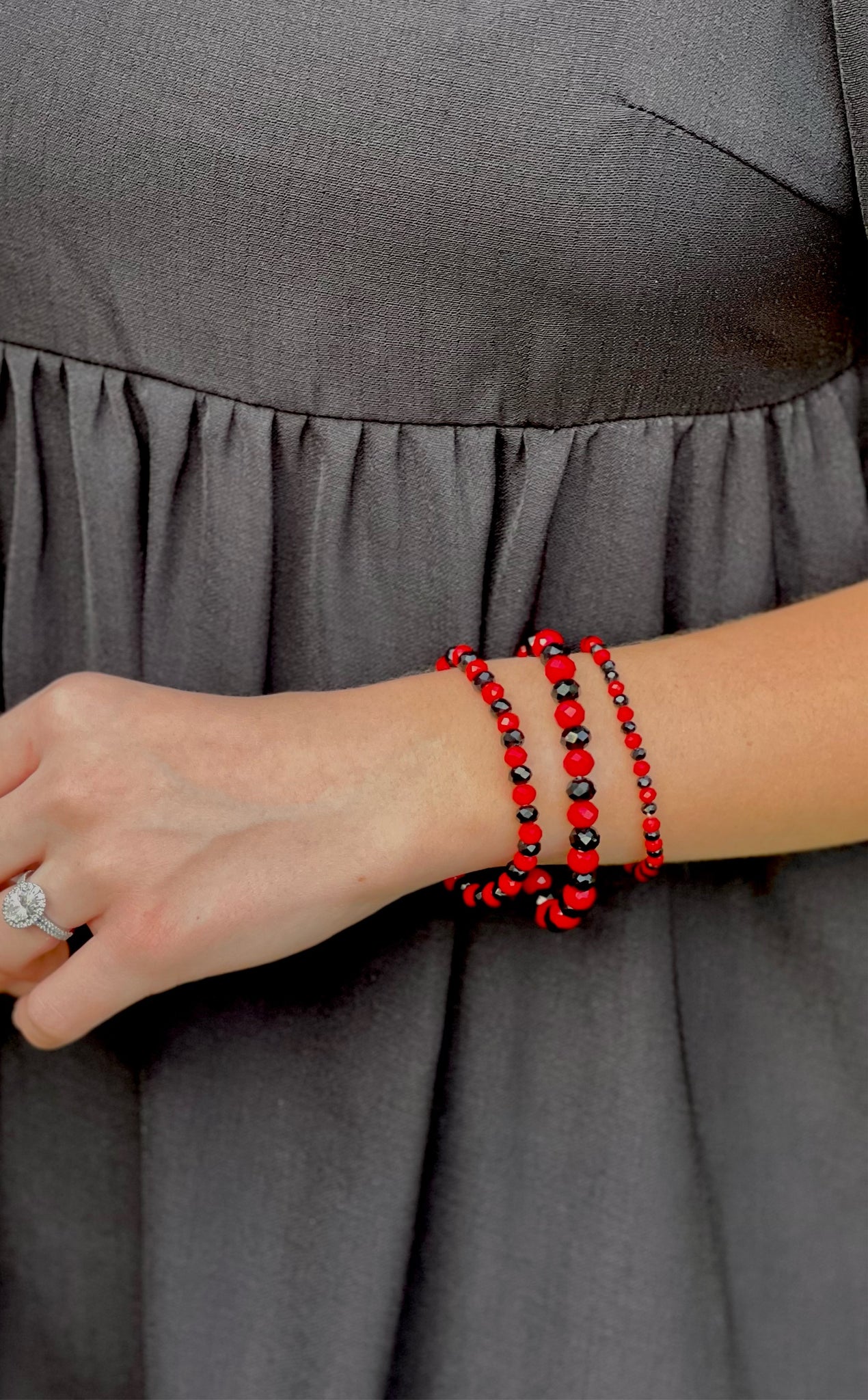 black + red beaded bracelet set