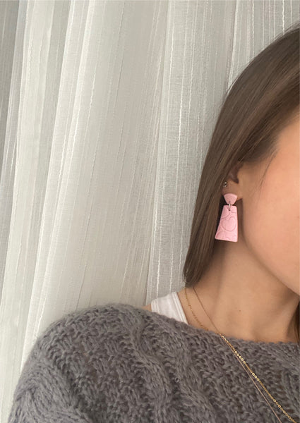 pink heart trapezoids