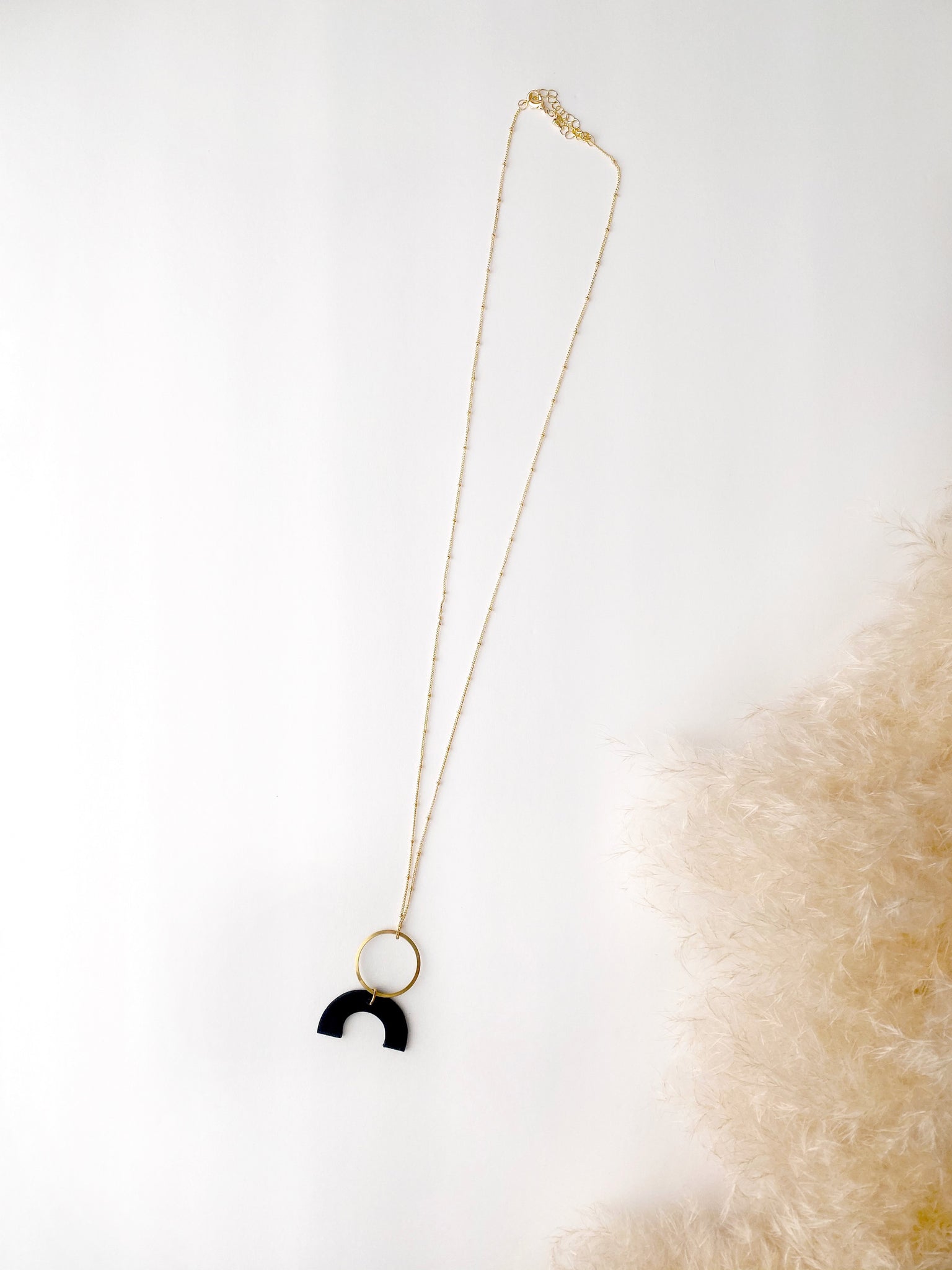 Brooklyn necklace - black